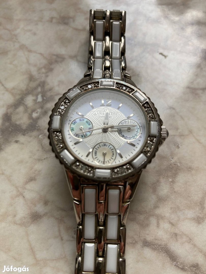 Szép női óra eladó Anne Klein Diamond