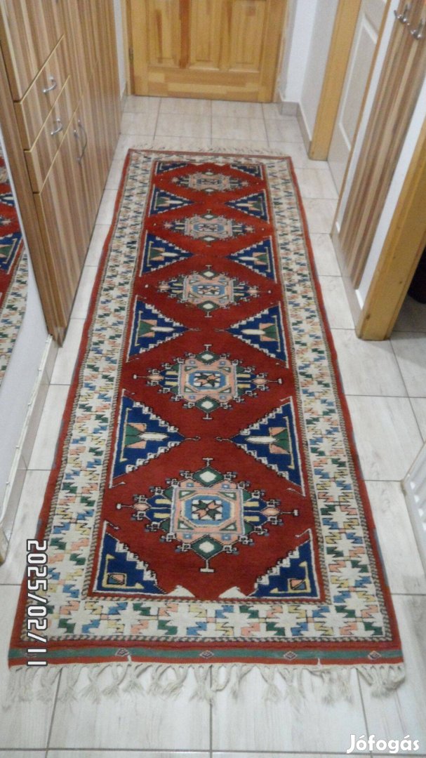 Szépséges Yörük hagyományos, kézi csomózású szőnyeg eladó