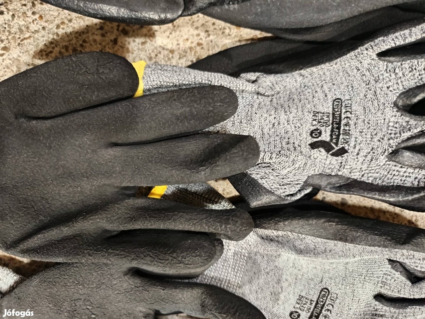 Szerelő kesztyű 10- es méret 12 pár