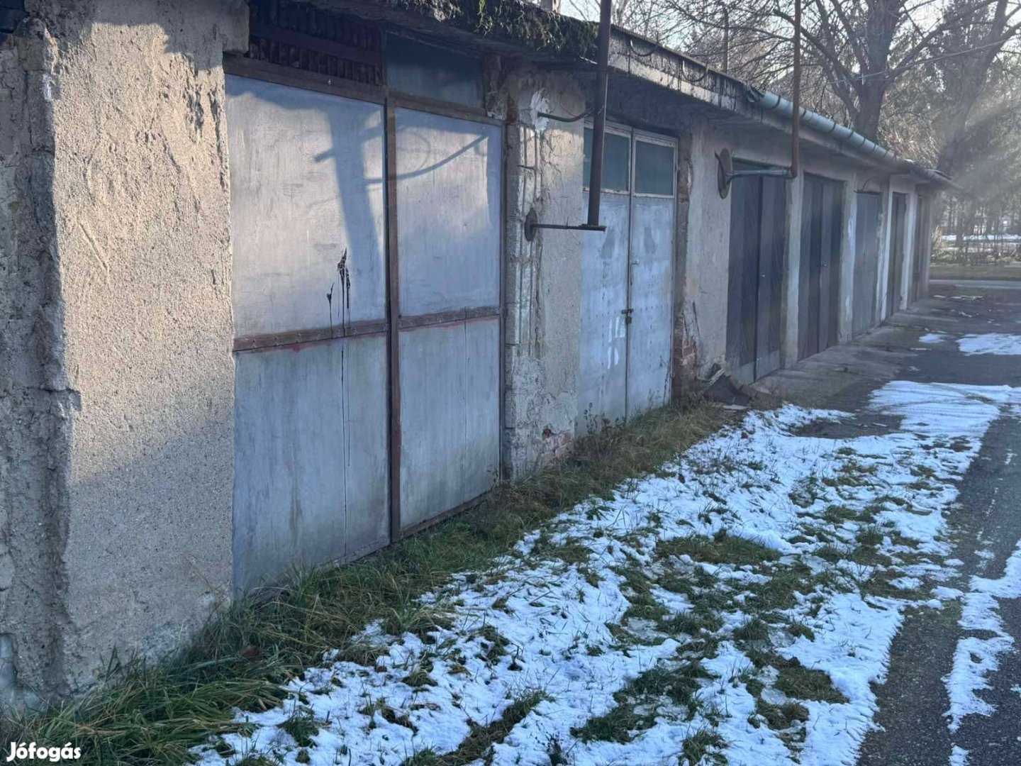 Szerelőaknás Garázs Eladó Encsen