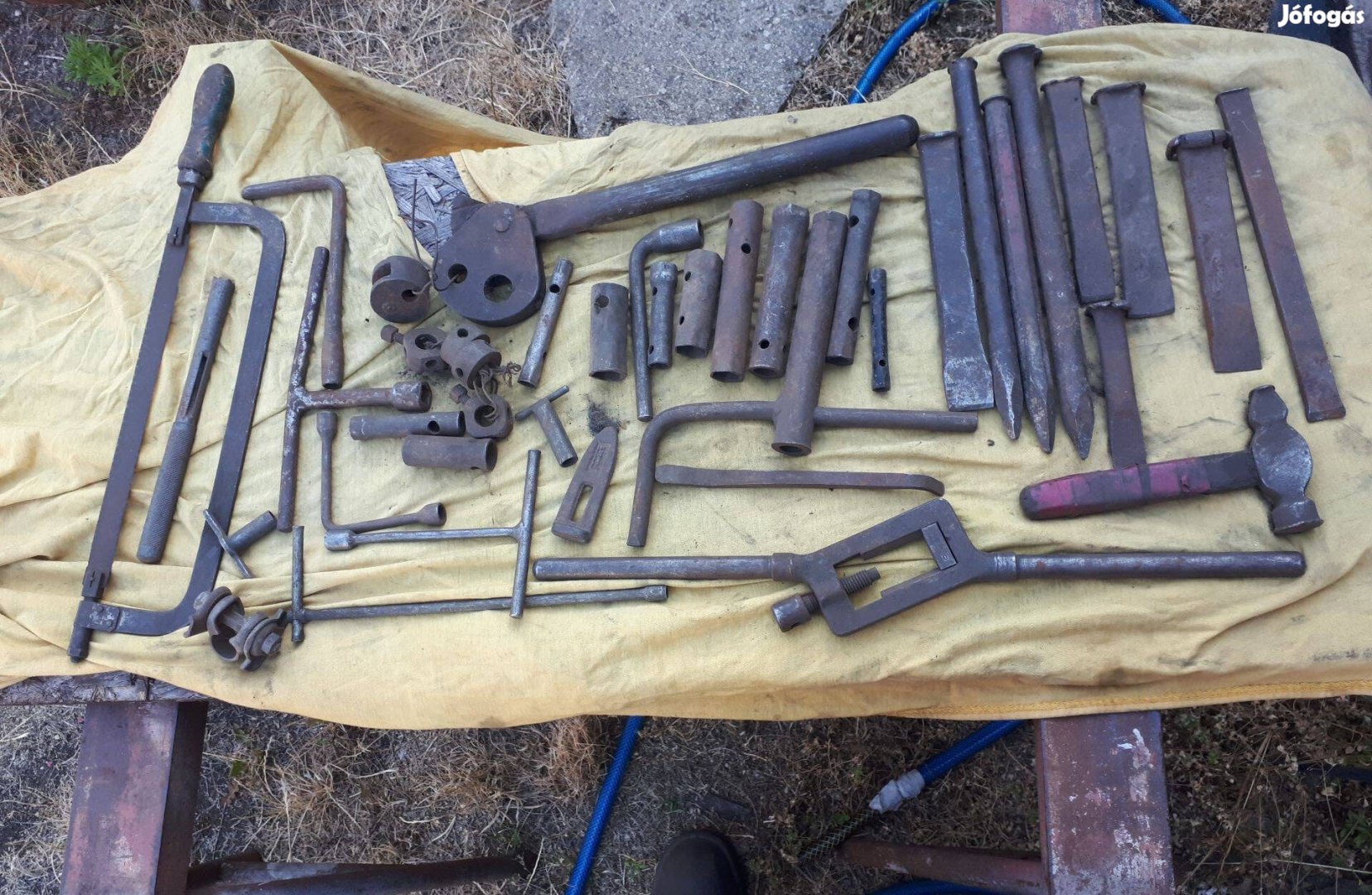 Szerszámok,csőkulcsok,vésők eladók !