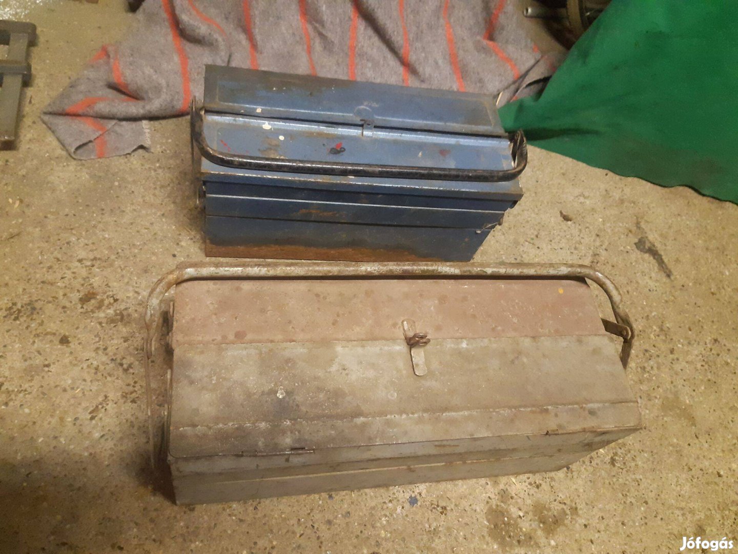 Szerszámos láda 45 50 Cm fém vas