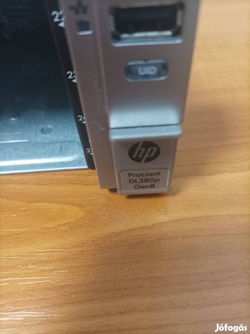 Szerver HP DL380Pgen8