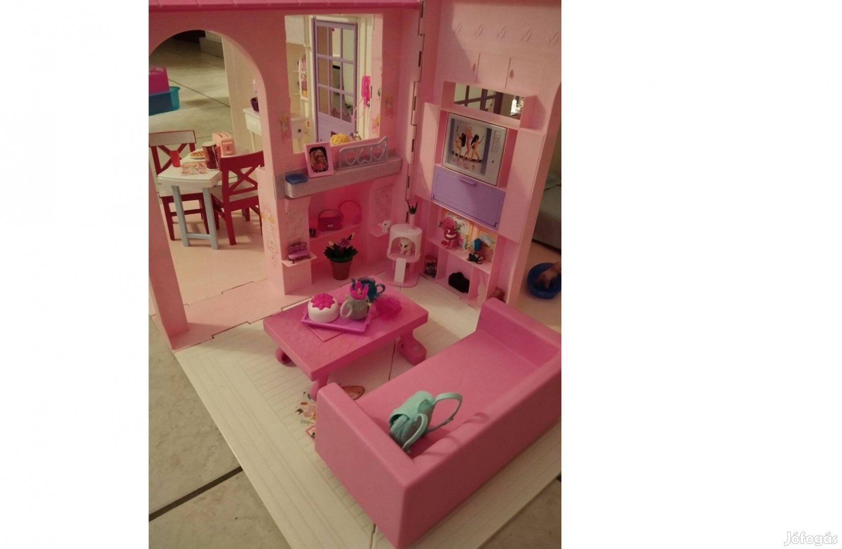 Szétnyítható Barbie ház