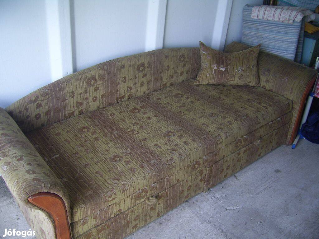 Szétnyitható kanapé eladó