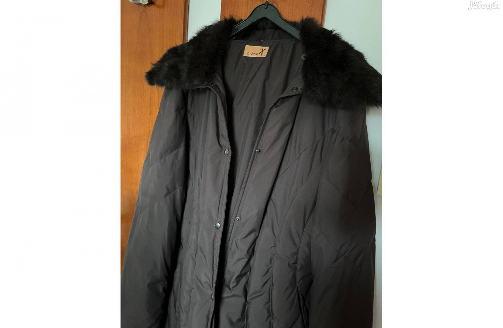 Szezonvégi leárazás női téli kabát 42-es