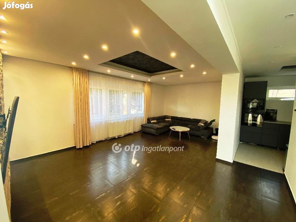 Szigetcsépi eladó 176 nm-es ház