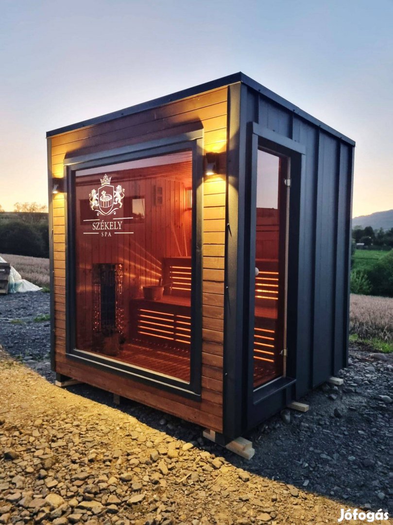 Szigetelt prémium kültéri szauna