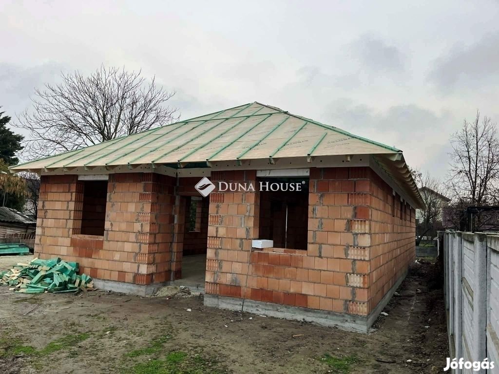 Szigetszentmiklósi 136 nm-es ház eladó