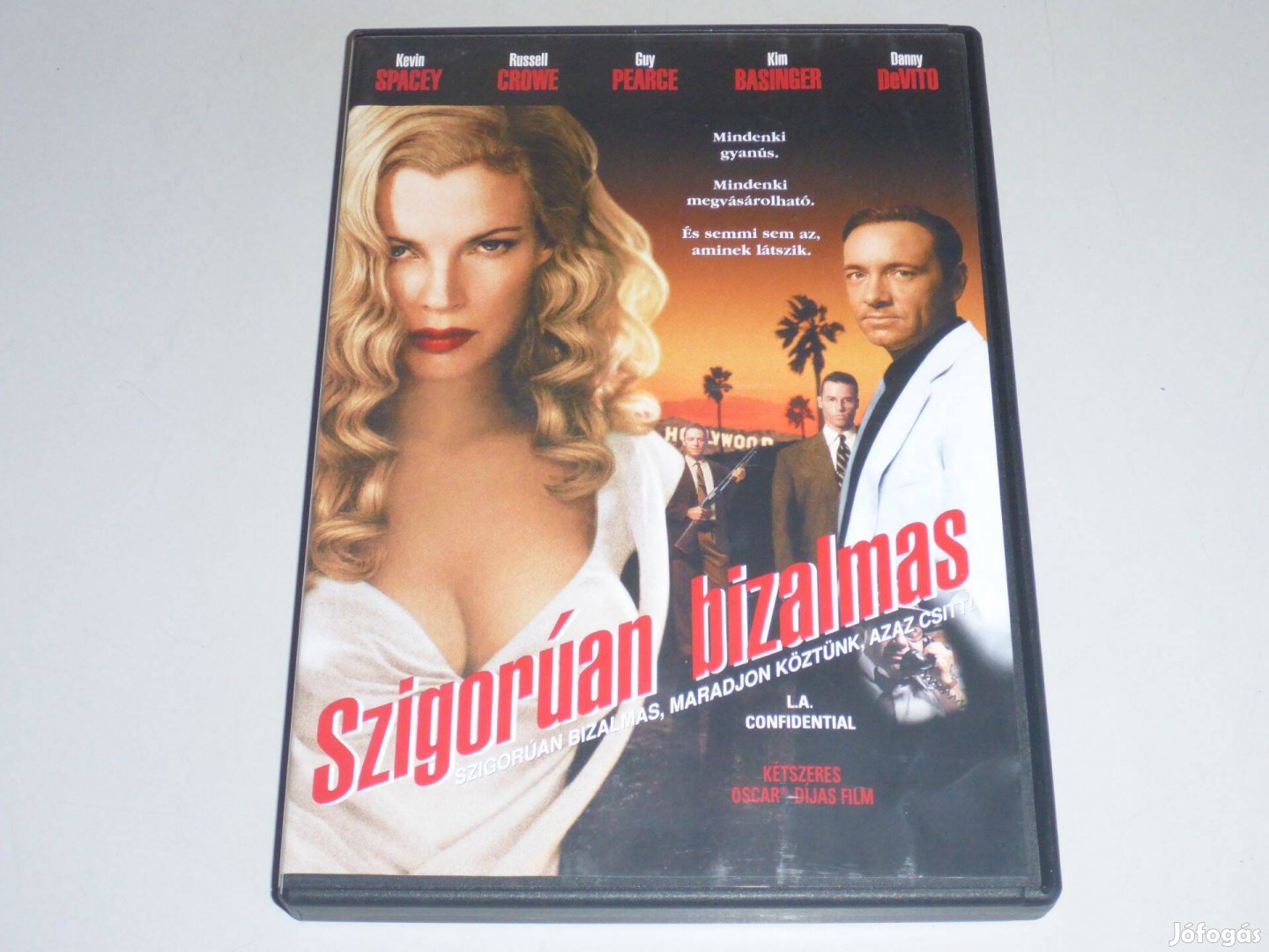 Szigorúan bizalmas DVd film