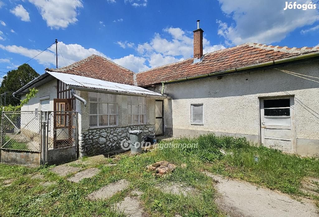 Szihalomi eladó 90 nm-es ház