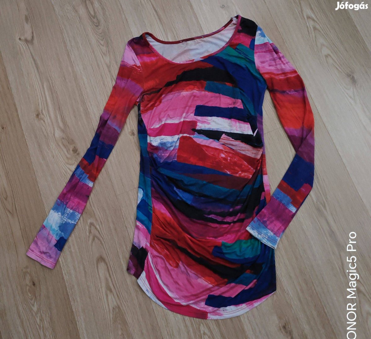 Színes női felsőrész S