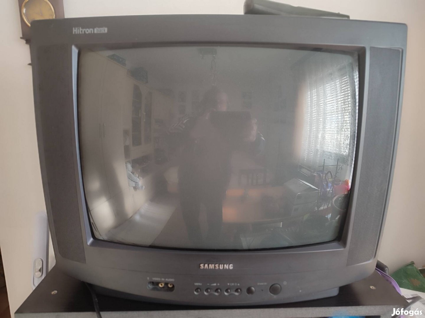 Szines tv milkáért cserében!