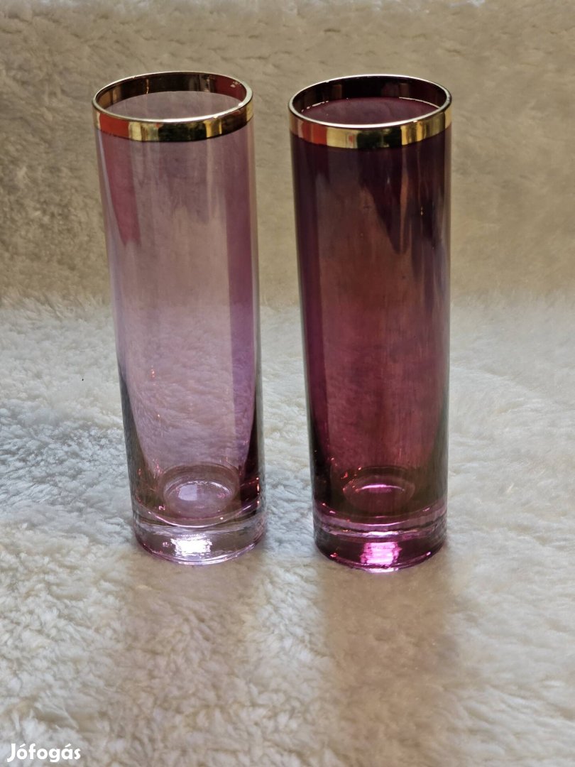 Színes üvegpoharak