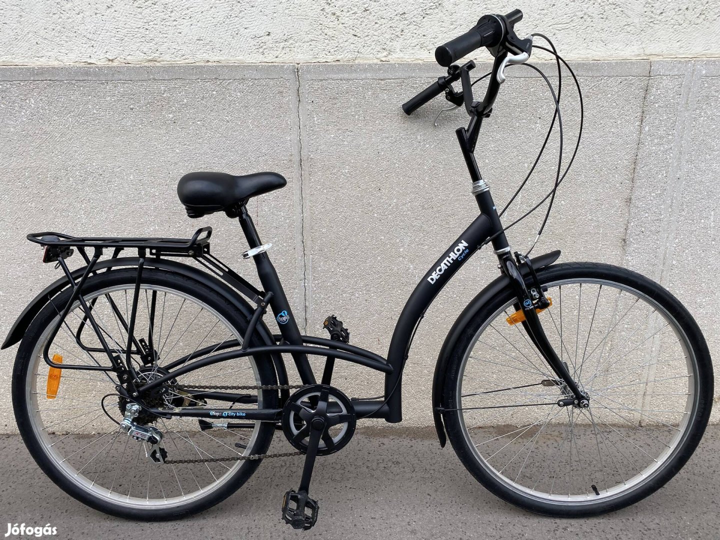 Szinte Új,26-os,B'twin Unisex kerékpár,felszerelt bicikli!