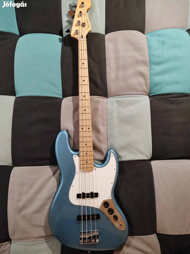 Szinte új Fender Jazz Bass Player Series