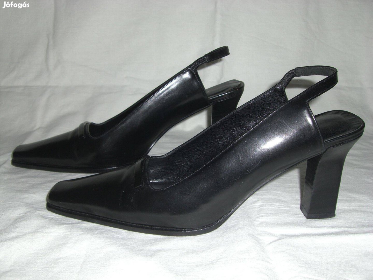Szinte új Gucci elegáns fekete full bőr sling cipő - 39