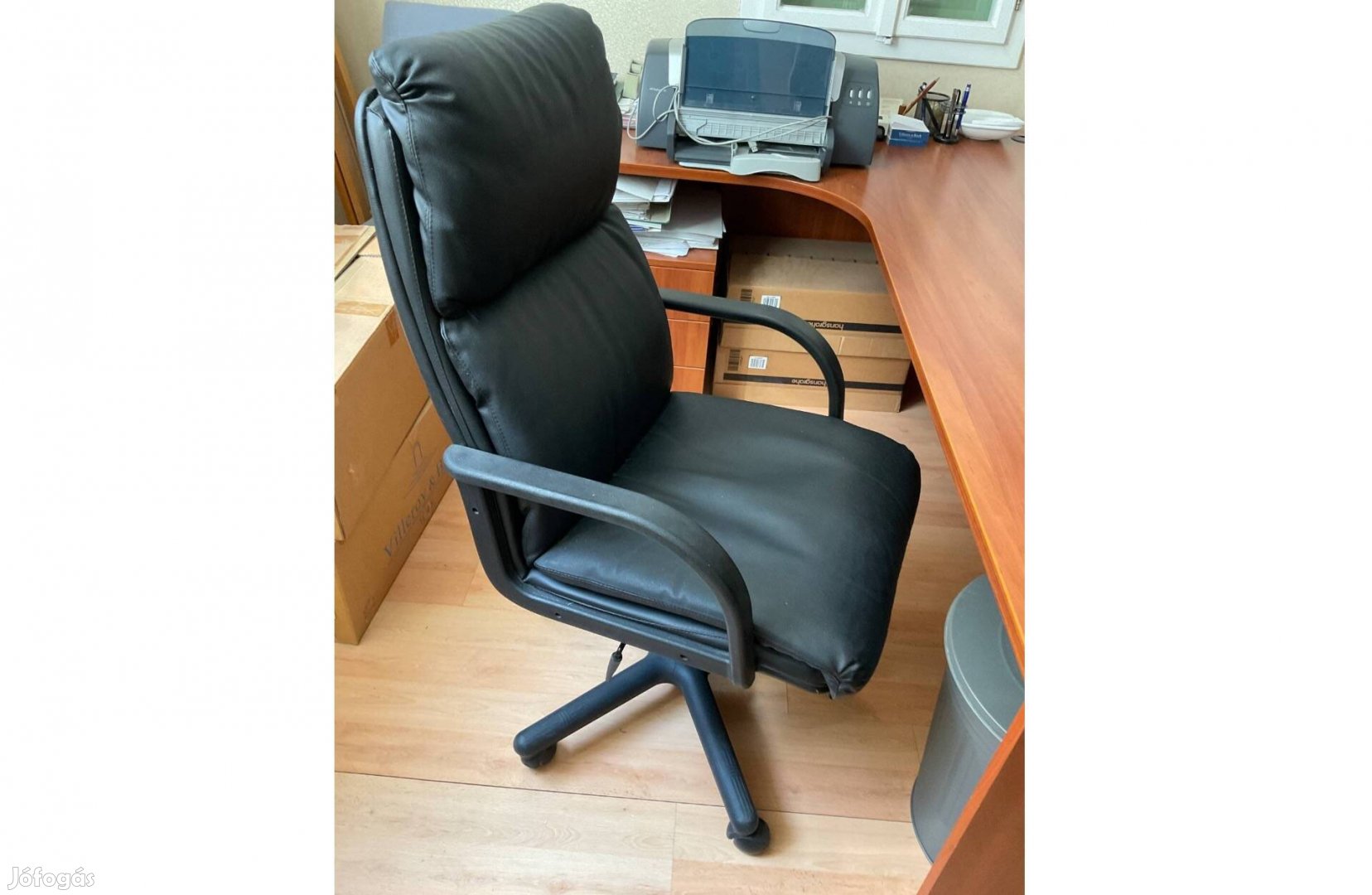 Szinte új, hibátlan irodai dolgozó fotel eladó