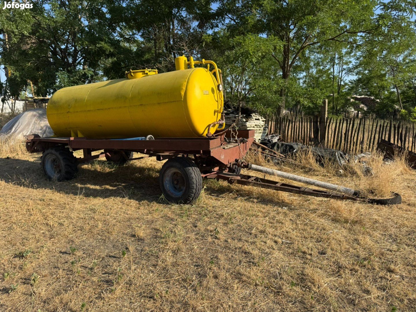 Szippantó 3m3 (3000l)