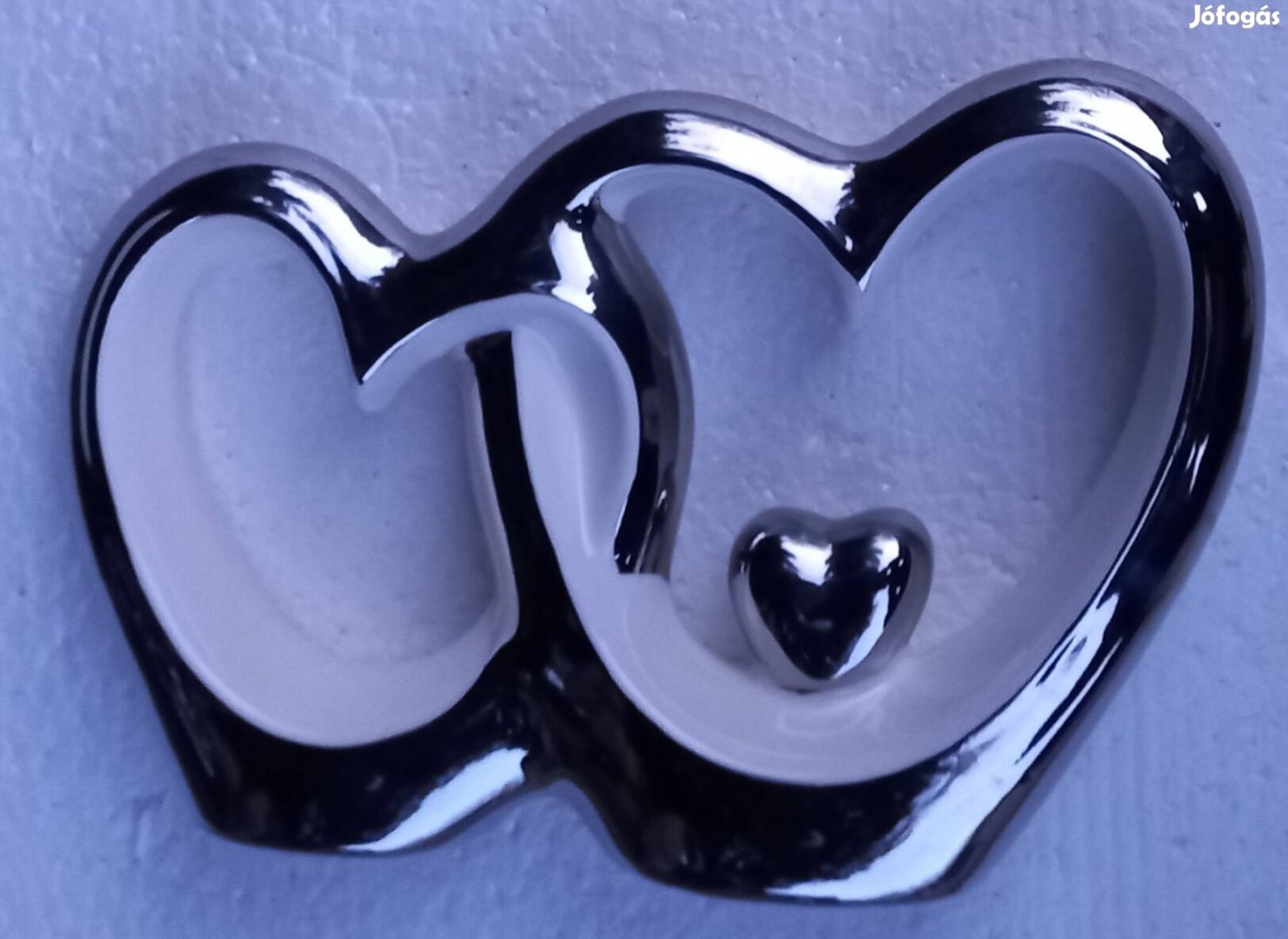 Szív alakú dísz, lakberendezési kiegészítő