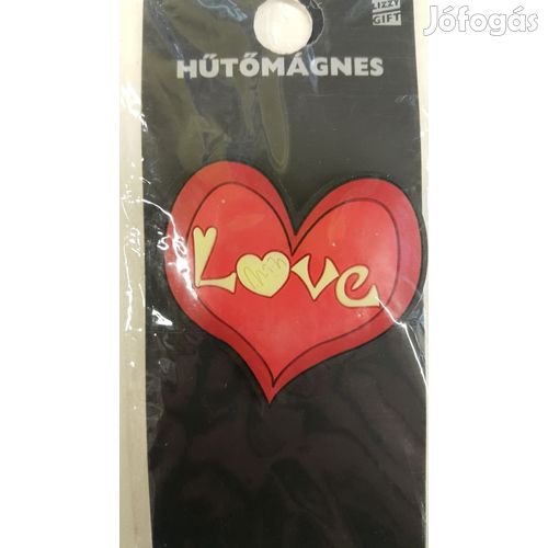 Szív alakú hűtőmágnes LOVE felirattal