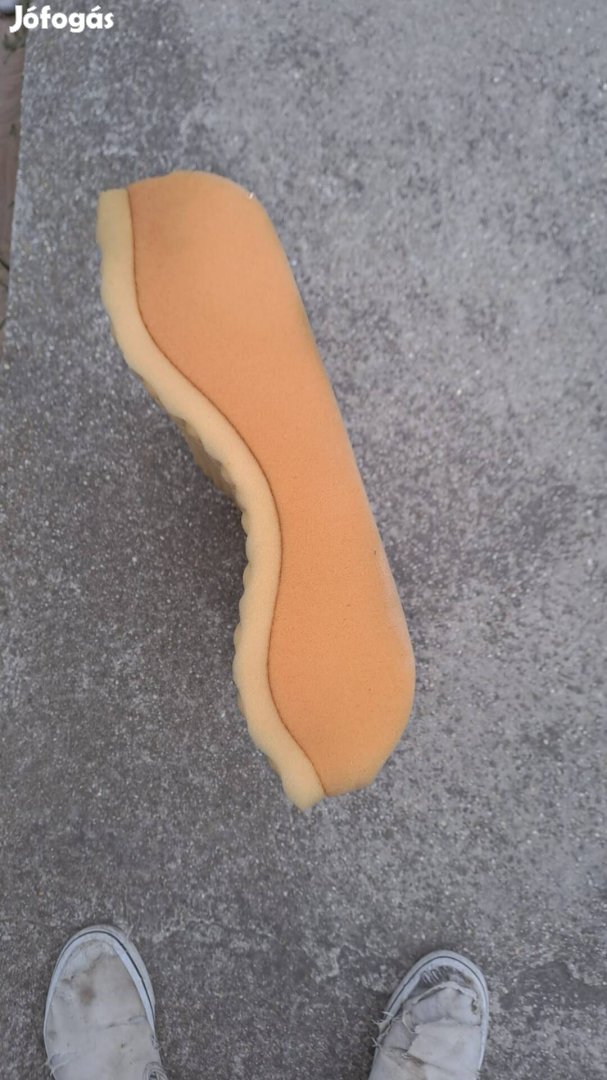 Szivacspárna eladó