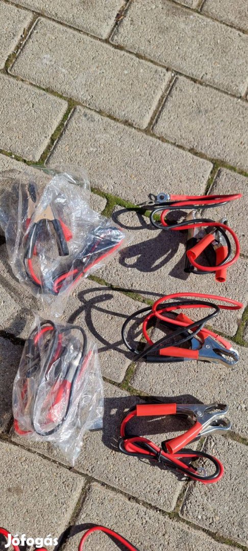 Szivargyújtós akku csatlakozók, krokodil csipeszek, átalakítók új!