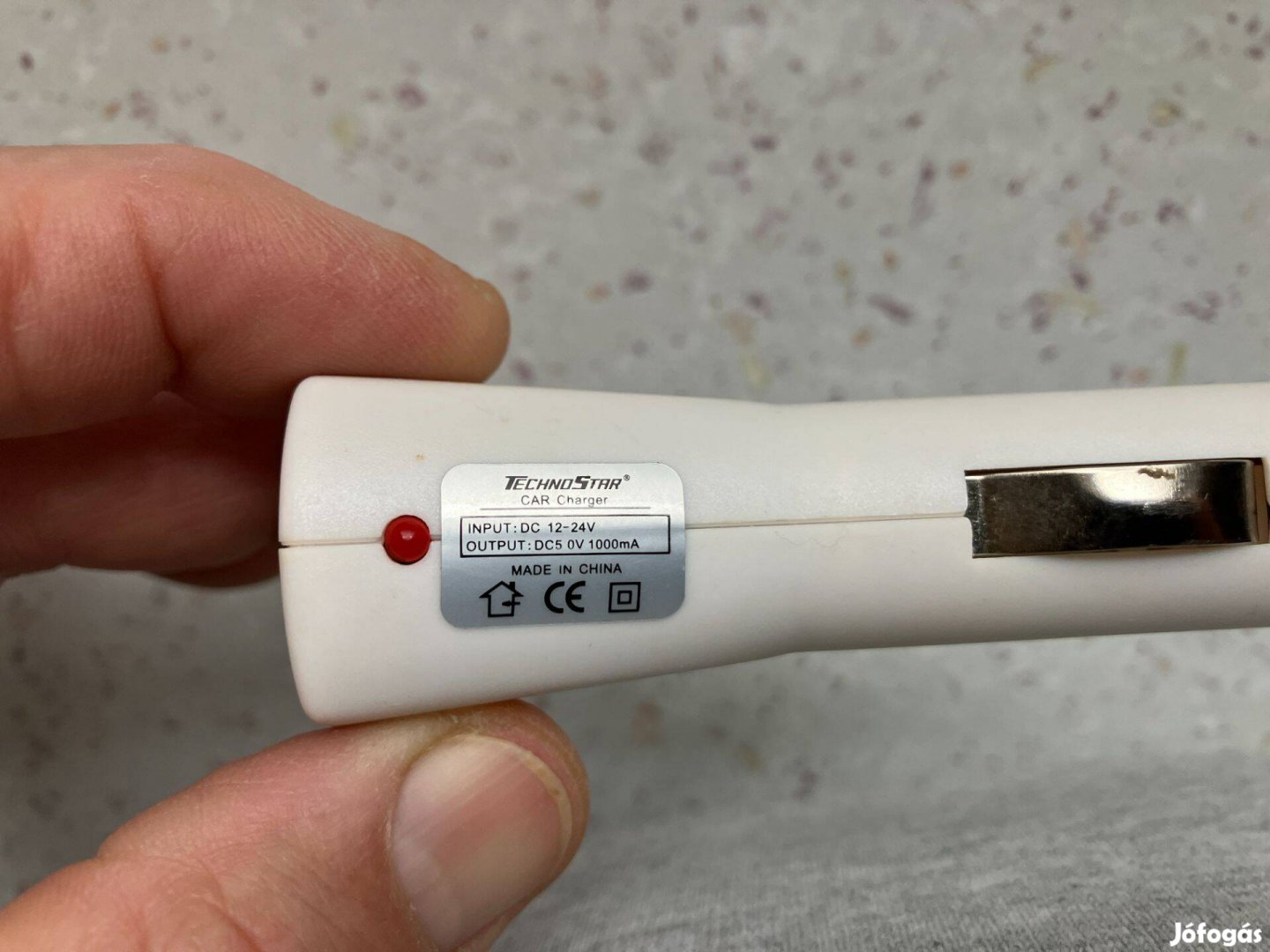 Szivargyújtós autós töltő adapter