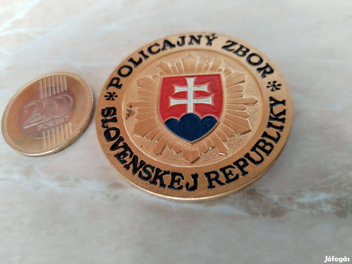 Szlovák Rendőrség aranyozott plaketje