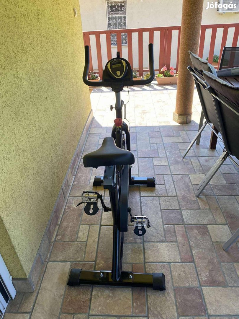 Szobabicikli Spinning Kerékpár Pro