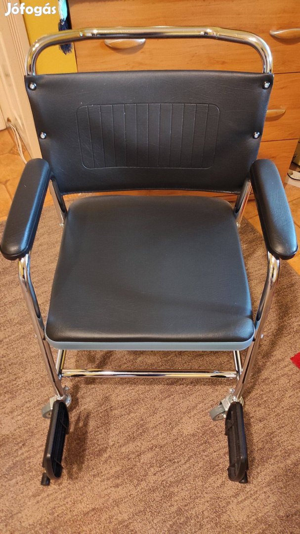 Szobai WC gördülő szék fékes krómozott eladó