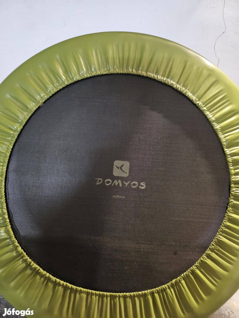 Szobai ugráló, trambulin 122cm