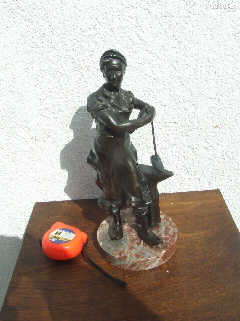 Szobor kovács