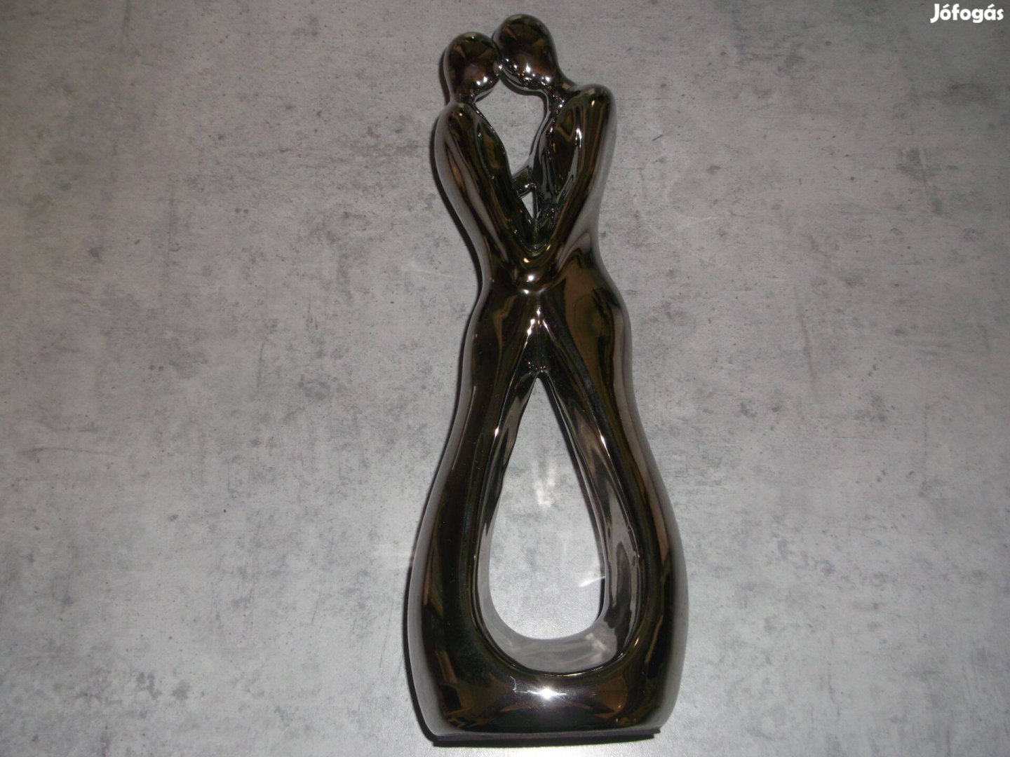 Szobor,modern,31 cm