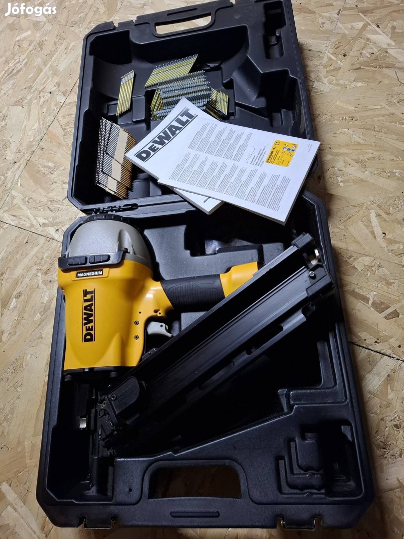 Szögbelövő, Dewalt DPN9033SM-Xj