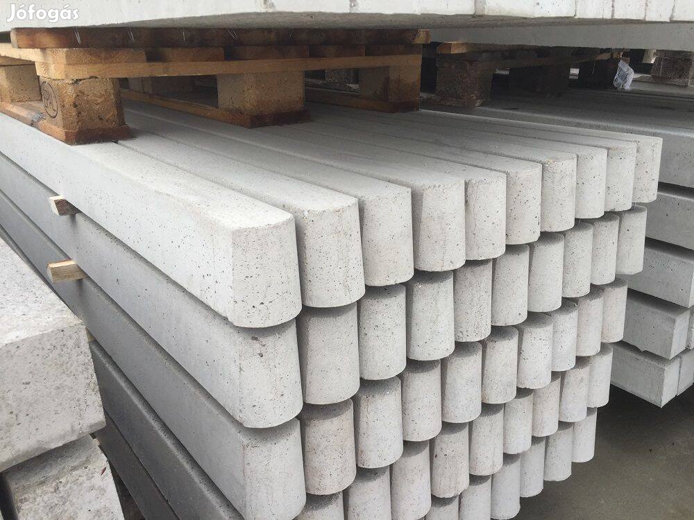 Szögletes betonoszlop 8x10x240 cm kerítés oszlop