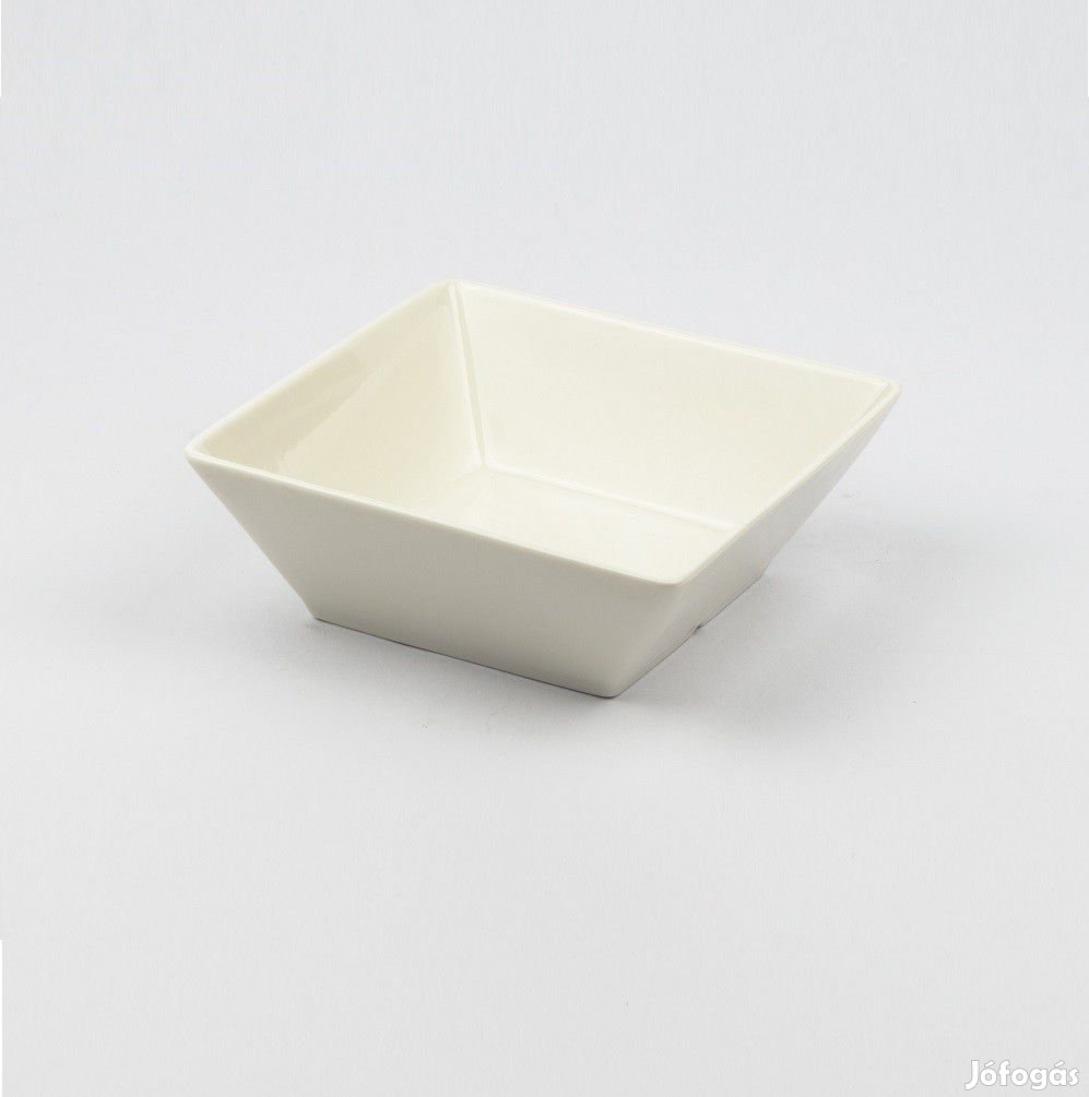 Szögletes porcelán tányér 17cm