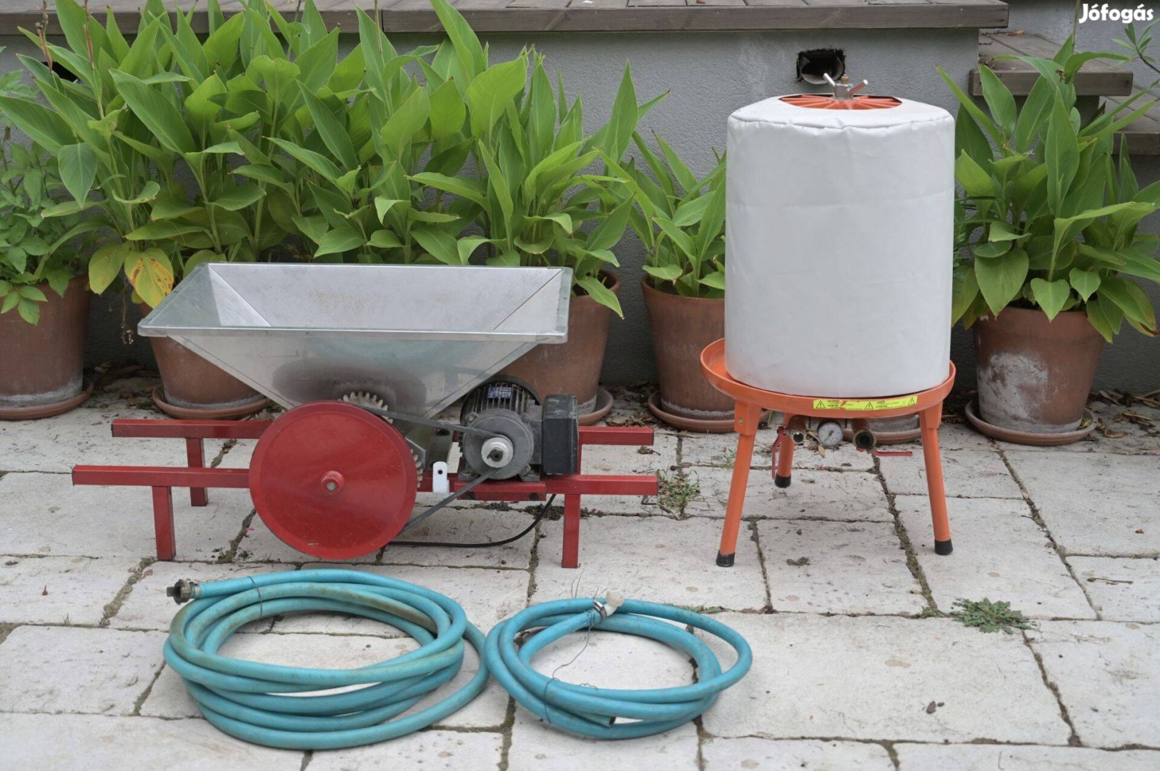 Szőlő és gyümölcsprés, darálóval