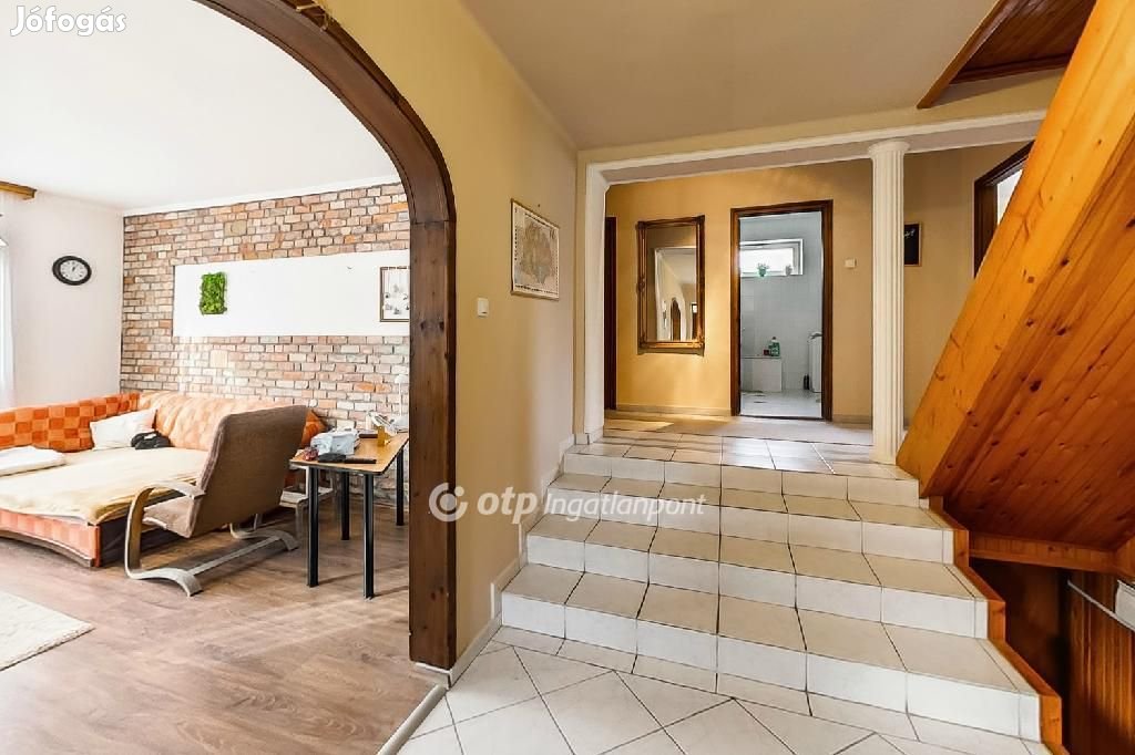 Szomolyai eladó 117 nm-es ház