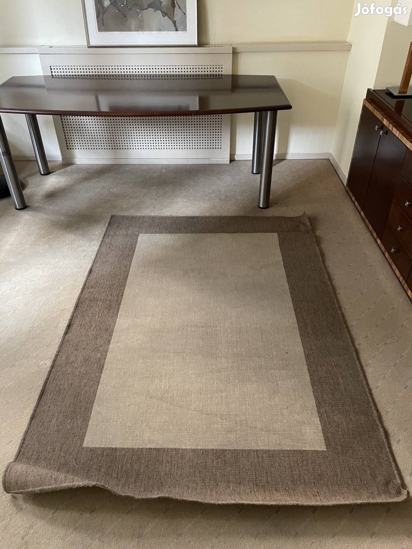 Szőnyeg barna bézs