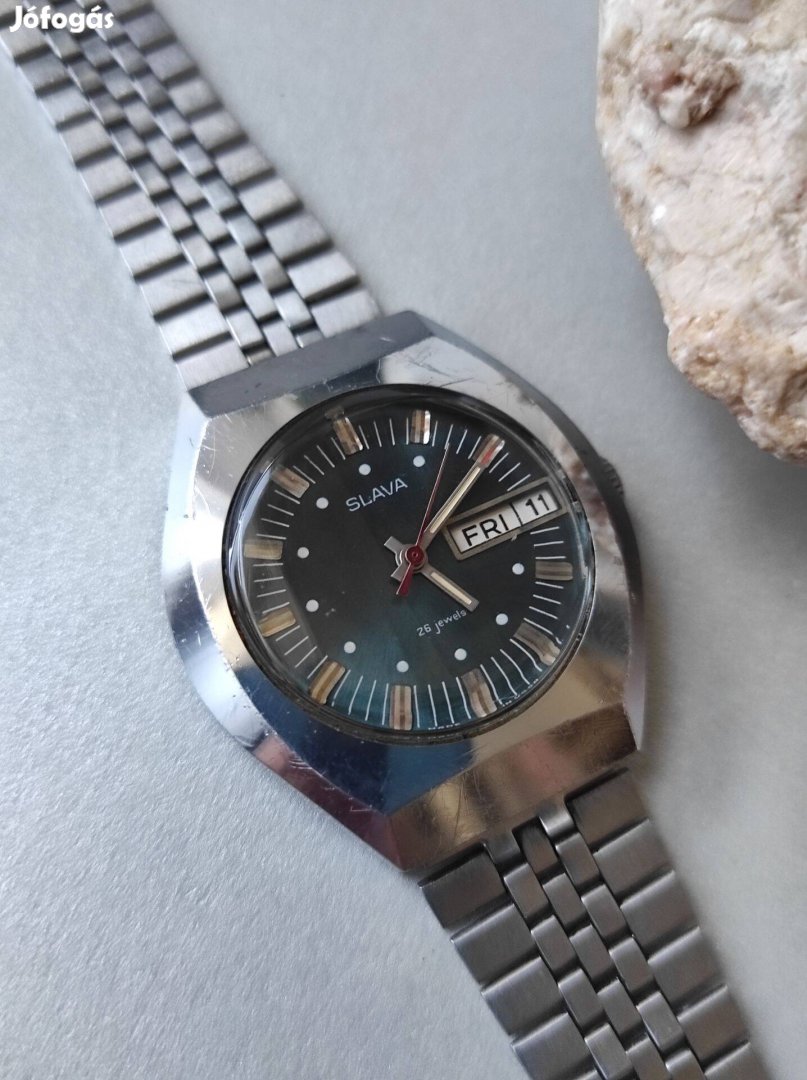 Szovjet ritka Slava 26 köves mechanikus karóra
