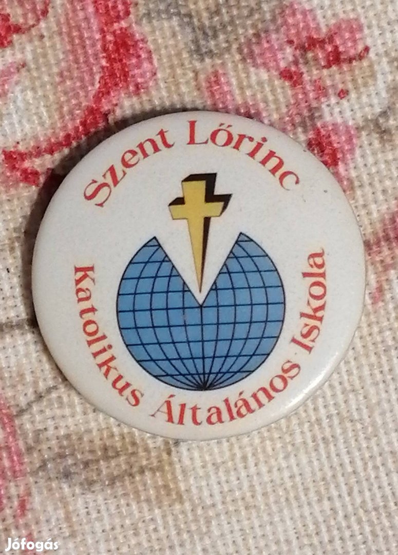 Szt.Lórinc katolikus iskola jelvény