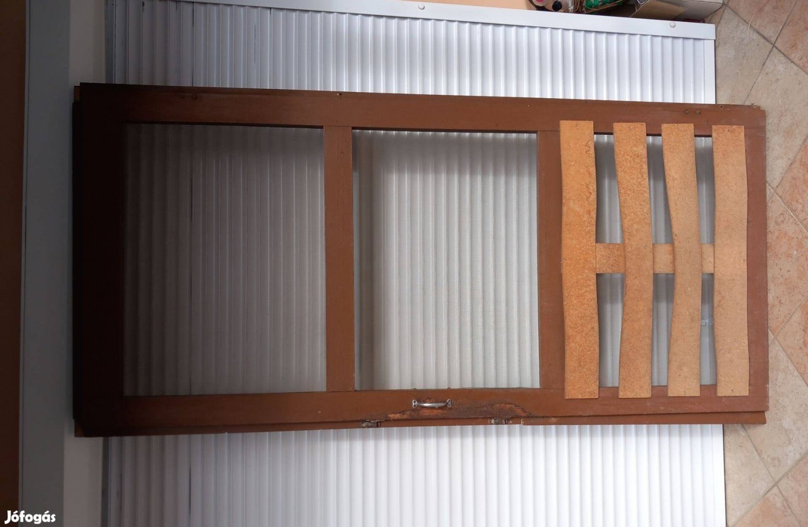 Szúnyoghálós ajtó fából