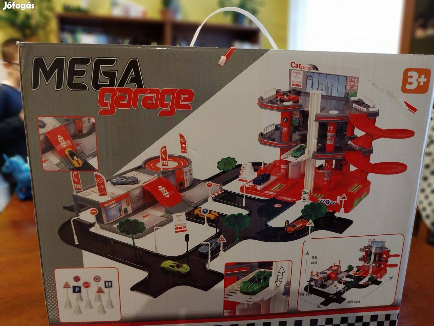 Szuper Mega garázs, garage, parkolóház 88x74x36 cm