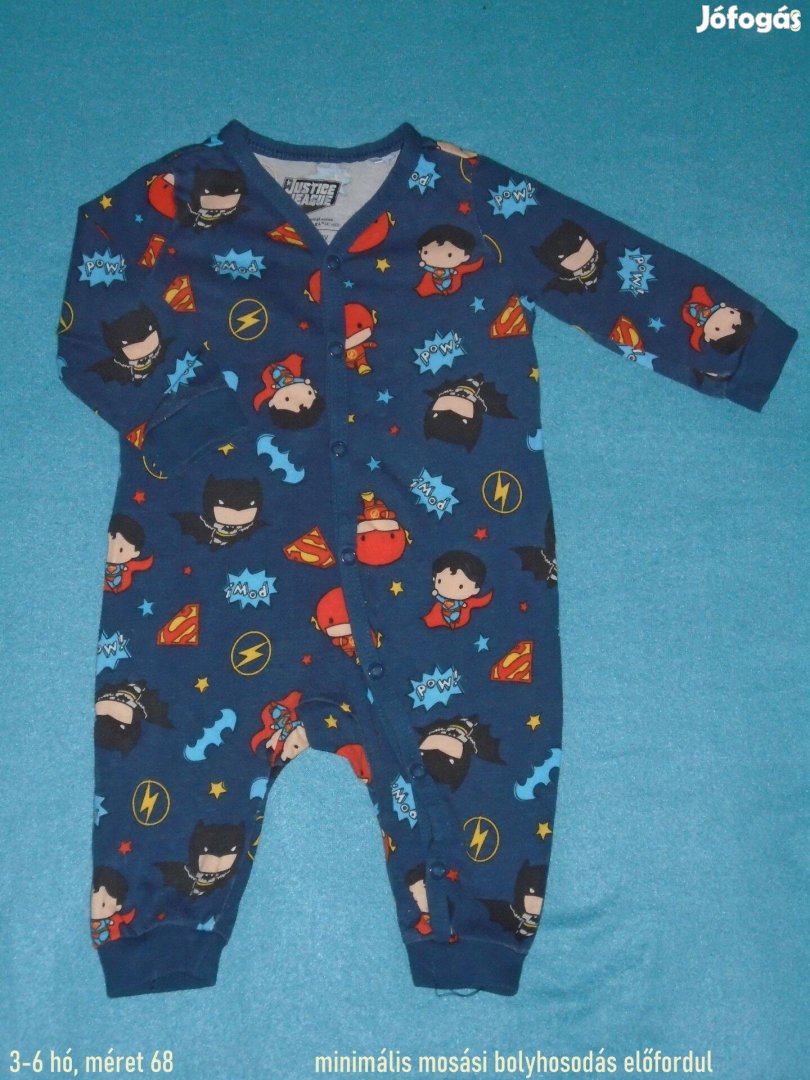 Szuperhős mintás kék rugdalózó 3-6 hó méret 68