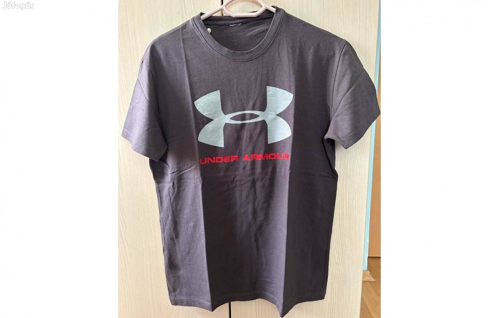 Szürke Under Armour férfi póló