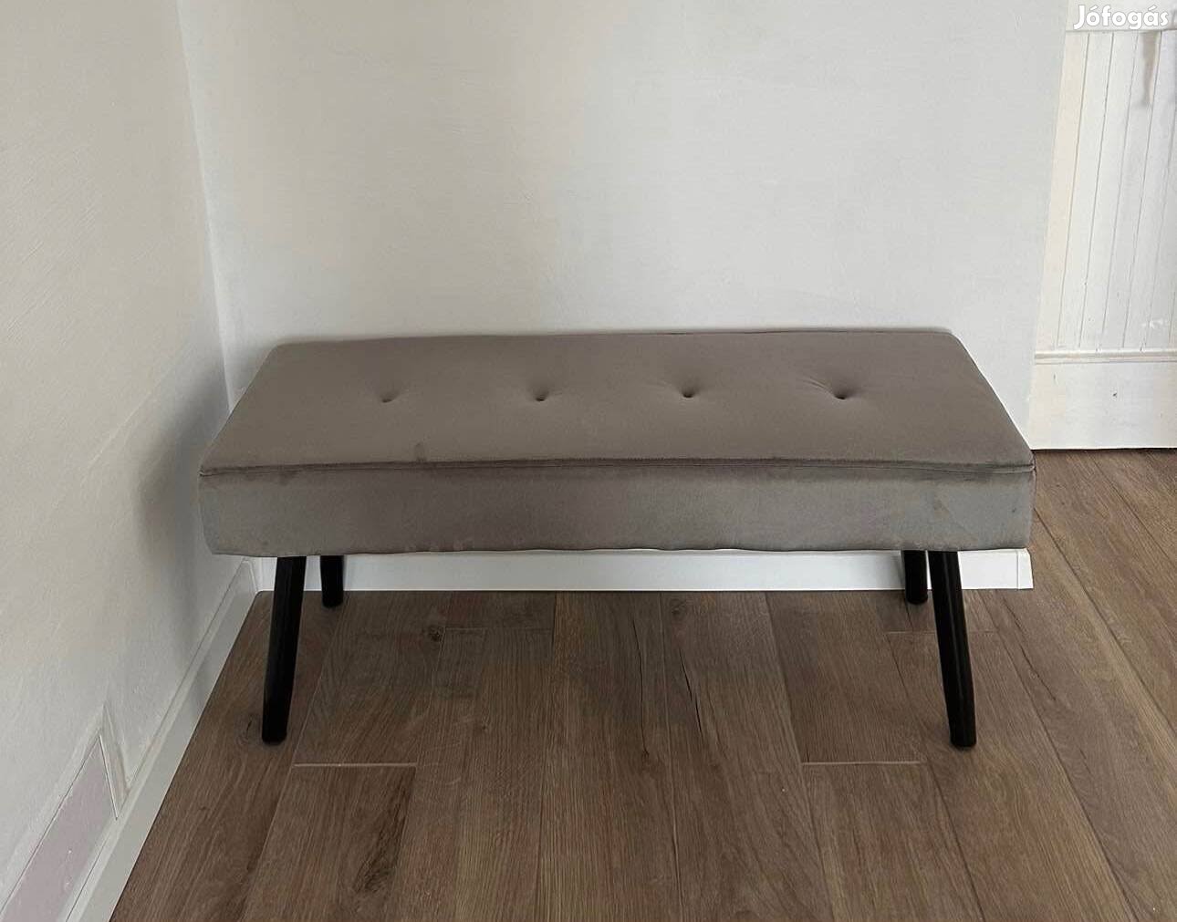 Szürke bársony előszobapad