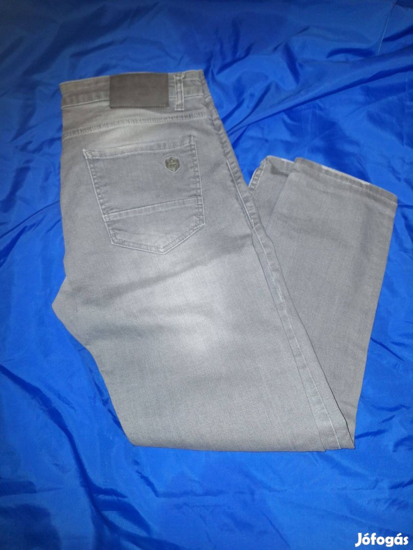 Szürke férfi farmer nadrág 36-os