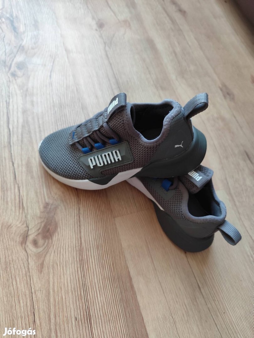 Szürke puma cipő 31
