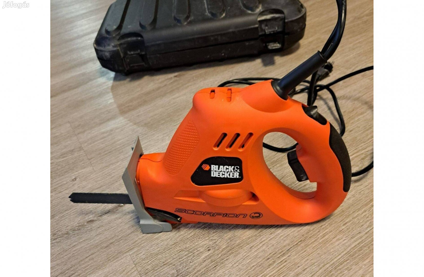 Szúró fűrész ,szablya fűrész Black & Decker